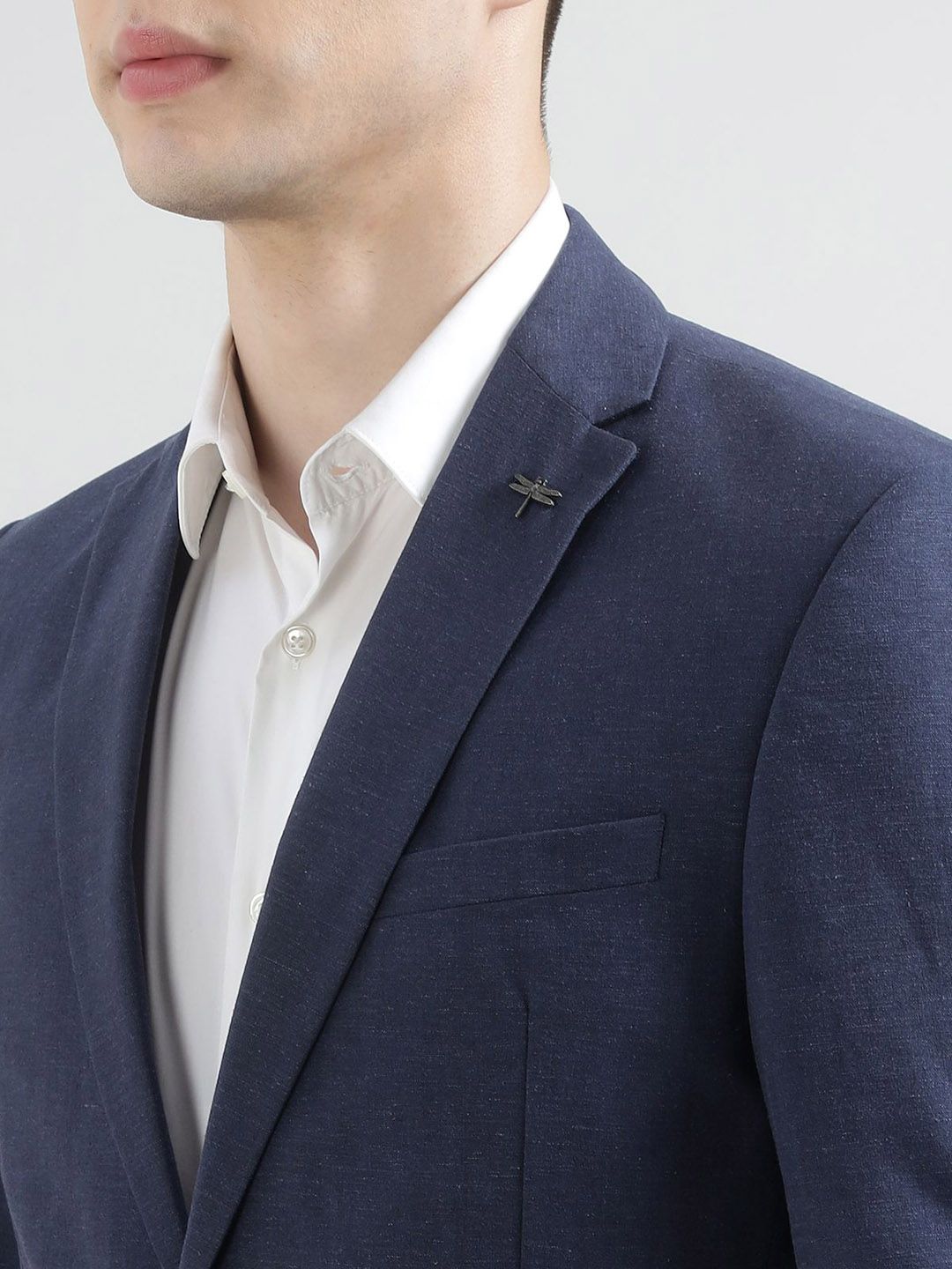 DFBaHbyr_ccefbe90420a401a8a2ffae1f63f8055-2.jpg Notched Lapel Single Breasted Blazer - Image 1