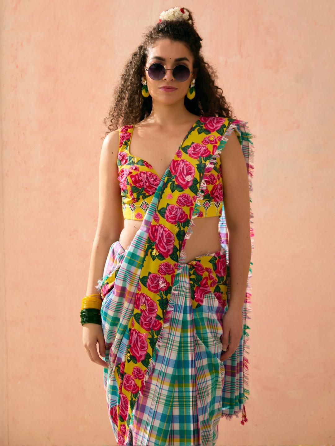 TSE32idN_d2f9825c64694026833074e23d380052.jpg Nikasha Checked Pure Cotton Saree - Image 1